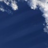NASA宇航员发起趣味挑战：你能从图中看到“人造物体”吗?