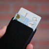 苹果将iPhone 13的MagSafe钱包配件加入Find My寻物网络