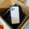 iPhone 13无塑料包装盒曝光 苹果经销商晒实物：纸质撕拉式设计