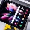 Galaxy Z Fold3跌落测试：内屏开合表现俱佳