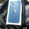 网友反映在拼多多购买的iPhone 13颜色发错