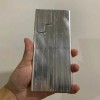 [图]Galaxy S22 Ultra铝制机模上手：会有S Pen专用插槽