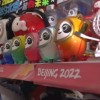 200多个！他可能是北京拥有冰墩墩最多的人