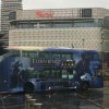 英国街头现《艾尔登法环》“痛巴士” 发售指日可待