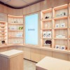 脸书母公司第一家实体店曝光：虚拟现实头戴设备展示游戏
