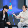 成龙直播首秀上演“回忆杀” 540万人观看，点赞量超3.2亿