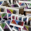 iPhone 14系列首发日探访：Pro最高加价3500元，基础版少人问津