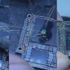 视频博主将装有A12处理器的iPhone主板改装出Touch ID功能