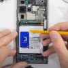 Galaxy S23 Ultra的电池可以在开盖后快速拆除 无需任何工具