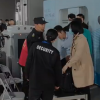 上海车展安检需开包查是否有横幅：避免两年前“特斯拉车顶维权”重现