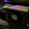 又一个满血14GB/s PCIe 5.0 SSD用上巨型风扇 造型相当过分