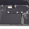 拆解苹果iPhone 15 Pro：换背板玻璃更轻松、电池容量变大