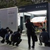 丰田技术人员参观蔚来换电站：蹲在地上疯狂拍摄