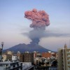 地震致日本鹿儿岛火山喷发：两公里内可能“天降落石”