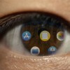 苹果公司建议用户使用Vision Pro时不要佩戴硬性隐形眼镜