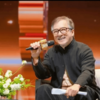近70岁的成龙现身某活动现场 两鬓斑白