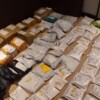 《焦点访谈》曝快递盲盒猫腻：违法售卖快递网点关停 已被立案调查