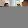 直播中哪吒L前舱盖被坐瘪 哪吒汽车回应：材料有弹性、现场已修复
