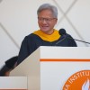 黄仁勋加州理工毕业典礼演讲：人工智能是我们这个时代最重要的技术