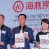 “最牛服务员”辞任CEO，海底捞在下一盘什么棋？
