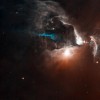 跟着哈勃望远镜在前排观看FS Tau星系发射的“宇宙烟花”