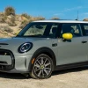电池存在起火风险 宝马宣布召回全球超14万辆Mini Cooper SE