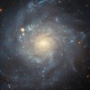 哈勃观测到的NGC 5668展示了快速的恒星形成和频繁的超新星活动