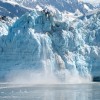 格陵兰岛最大冰川的水流变冷 减缓了其融化速度