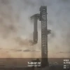 星舰试射完美成功：助推器“原路返回”发射台 过程丝滑如视频倒放
