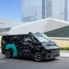 文远知行量产Robotaxi GXR发布：隐藏式B柱 取消副驾位