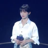 李子柒回归后首次公开露面：对关心诚惶诚恐 怕做得不够好
