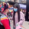 网友偶遇李子柒 本人自用手机是华为Mate 60 Pro