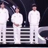 《英雄联盟》骆歆穿新IG队服亮相