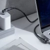 日本山业推出插头可全向旋转的USB-C充电连接线