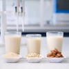 植物乳是否如您所想的那样健康？新研究对假设提出质疑