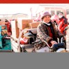 刘强东母亲夸赞章泽天买的新衣 亲自下厨给工作人员做家乡小吃