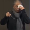 钟睒睒泪洒年会舞台：我们的钱是干净的 是所有员工一瓶瓶水卖出来的