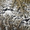 新卫星数据揭示珠穆朗玛峰周围地区雪线的惊人变化