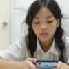 学生禁玩手机，催生地下市场