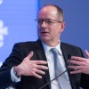 联合健康CEO宣布因“个人原因”卸任 公司暂停2025年前景预测