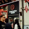 “没时间去厕所” 2.9元咖啡坑惨了库迪店员