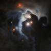 哈勃望远镜在金牛座观察到三颗星年轻恒星