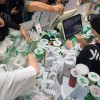 2亿单外卖的周末：骑手日赚千元，奶茶店忙到崩溃