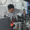 纳米“双光子工厂”问世 中大科研团队研制出新型量子纠缠光源