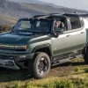 GMC Hummer EV 上季度销量超过特斯拉 Cybertruck
